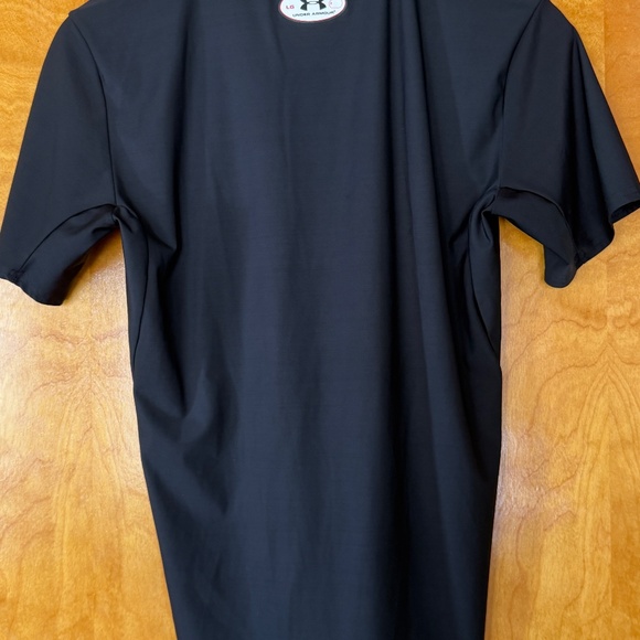 Under Armour Men’s Heatgear Large Black Compression Shirt - Picture 3 of 4